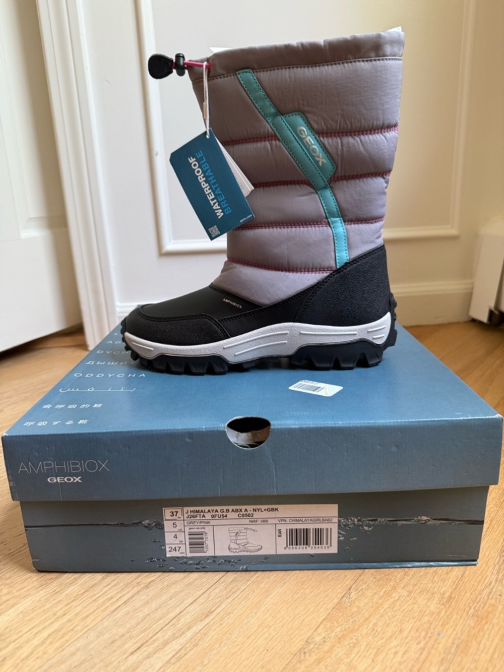 Geox Quilted Snow Boot in Teal and Black